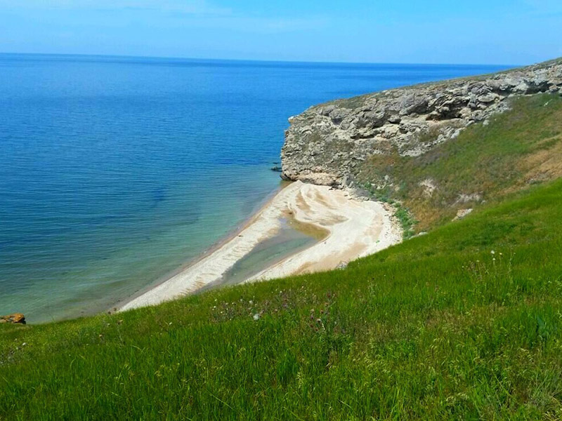 Генеральские пляжи в Крыму